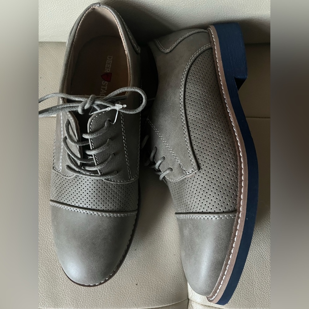 Deer Stags Gray and Navy Blue Devers Boys' Oxford Dress Shoes Size 5.5 EUC!
